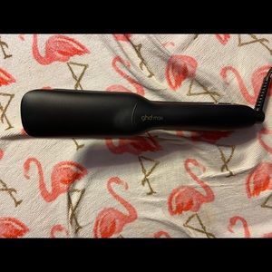 GHD Max flat iron hair straightener